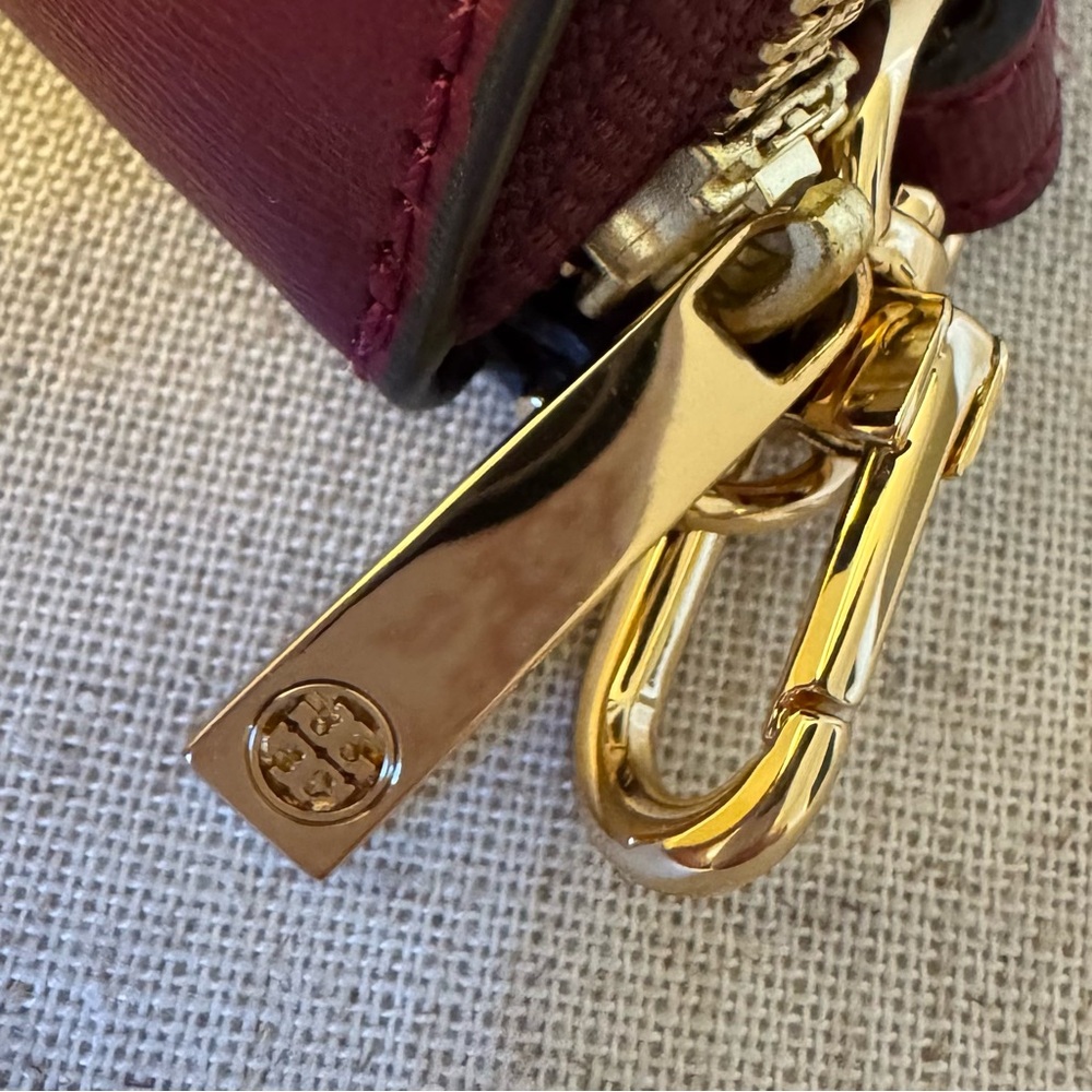 Tory Burch Burgundy Robinson Wristlet Wallet - Picture 6 of 10